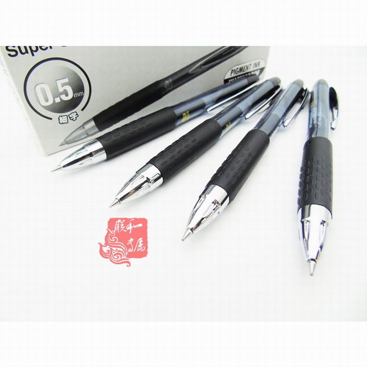 日本流畅顺滑黑色水笔签字笔