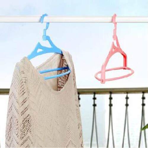 Cute Cloud-Shaped Plastic Hangers, Creative Non-Slip Clothes