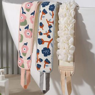 Dual-sided fine grit exfoliating bath towel with printed des