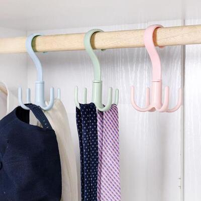 Creative Rotating Four-Claw Hook Multi-functional Wardrobe B