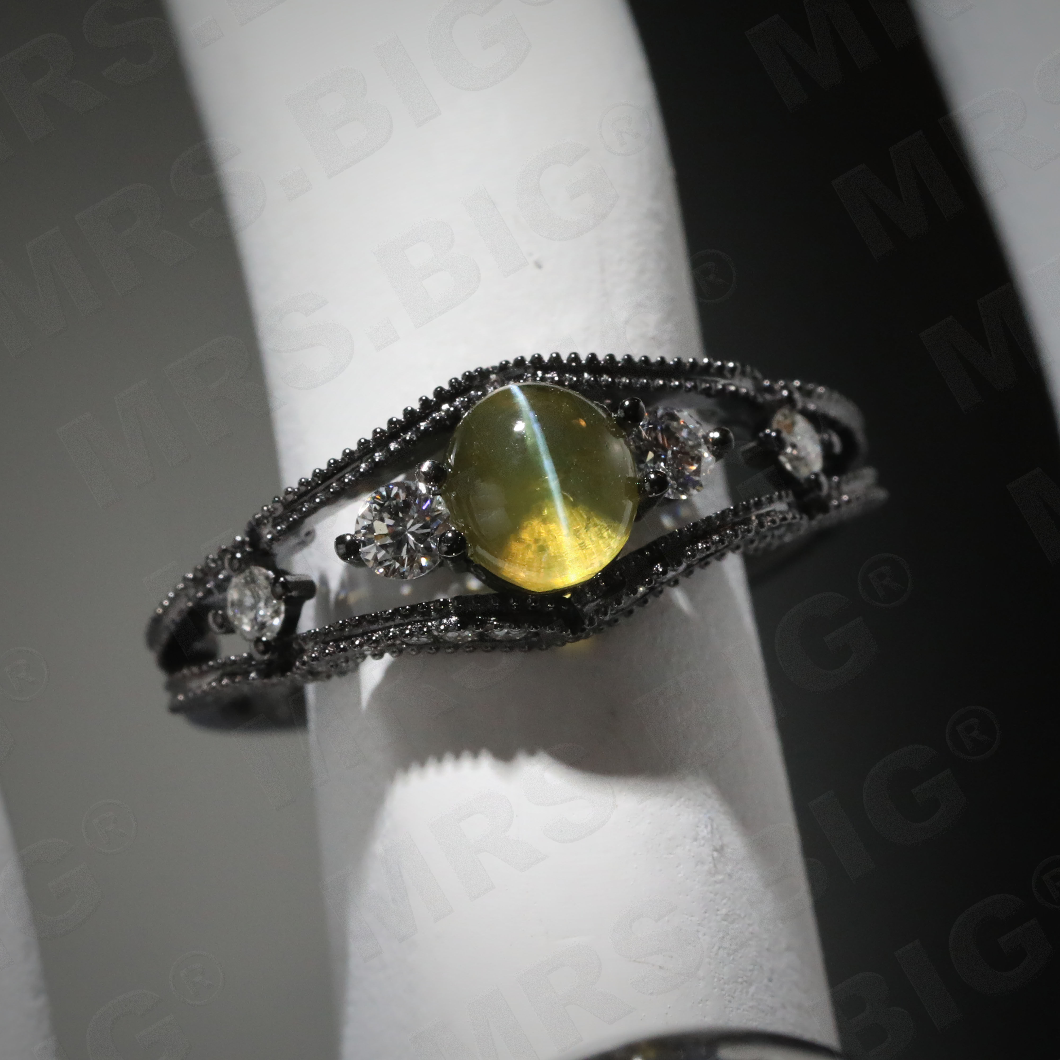 big】金绿宝石猫眼戒指 k黑「现货秒发」