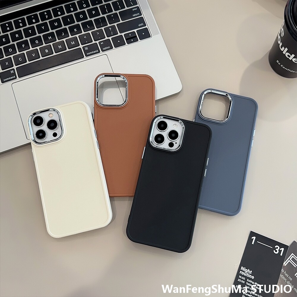 IPHONE16PROMAX에 적합한 전기 도금 렌즈 심플한 단색 APPLE 15 휴대폰 케이스 14 실리콘 13 남성 및 여성 12