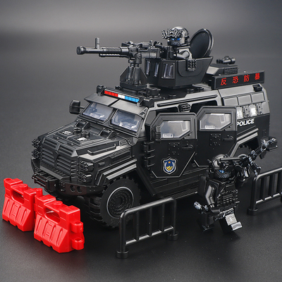 三角洲重装特警装甲车悍马中国积木人仔现代变形士兵军事拼装玩具