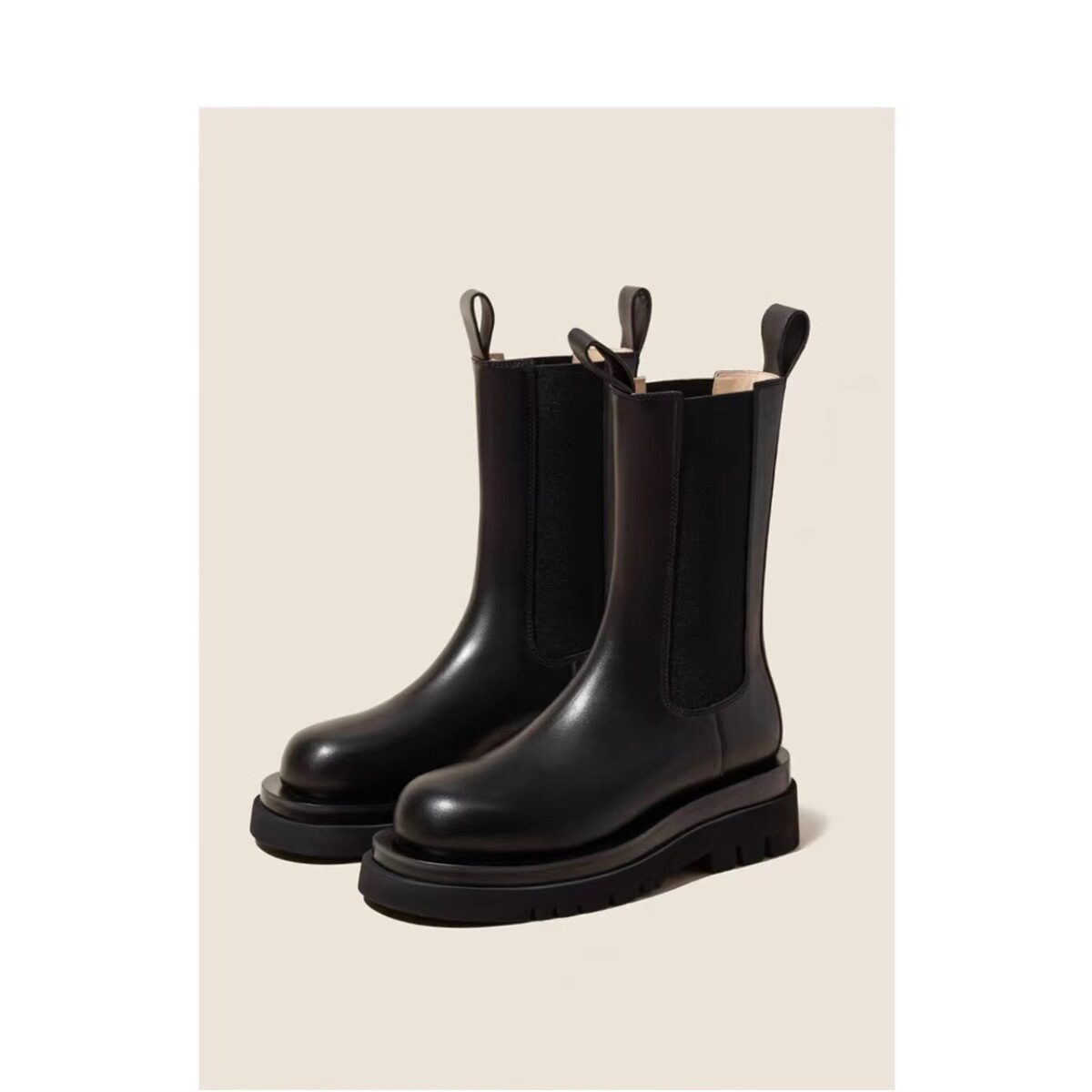 마틴 부츠 여성용 2024 봄 가을 신상 여성 모델 인터넷 연예인 첼시 파이프 부츠 종아리 두꺼운 숏부츠 여성용 부츠