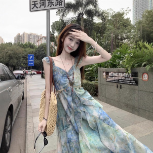 法式碎花吊带连衣裙女夏2026新款小个子高级感海边度假雪纺长裙