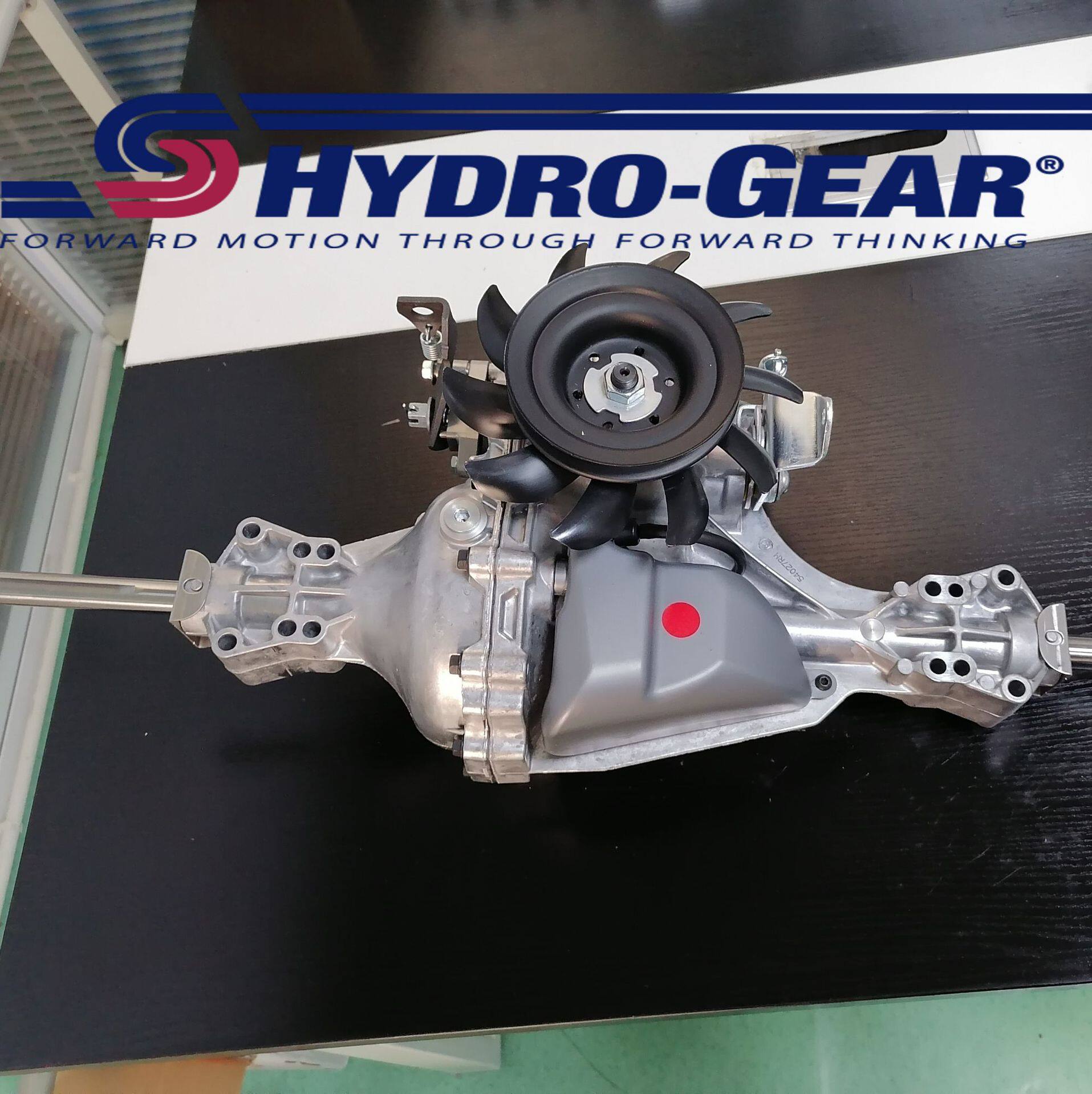 t3 静液压驱动桥 双向无极变速车桥 丹佛斯 hydro-gear