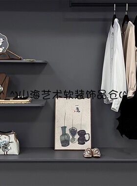 新中式梳妆台样板间女士衣帽间软装衣柜刺绣包包手镯衬衫吊坠摆件