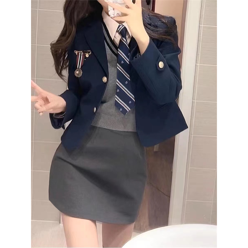 学院风套装裙女2023春秋韩版小个子穿搭显瘦三件套炸街学生JK制服
