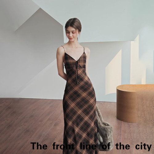 RetroPrintHolidayStraplessDres