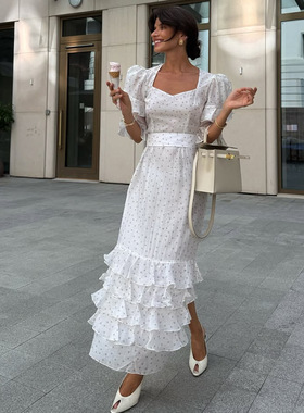 Deep V-neck sleeveless sexy slim fit dress秋季白色泡泡袖荷叶