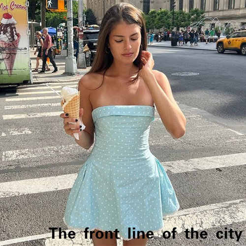 RetroPrintHolidayStraplessDres