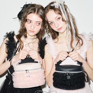 樱子日本购宝岛社限定Treat Urself蕾丝边手提斜挎收纳化妆包ins