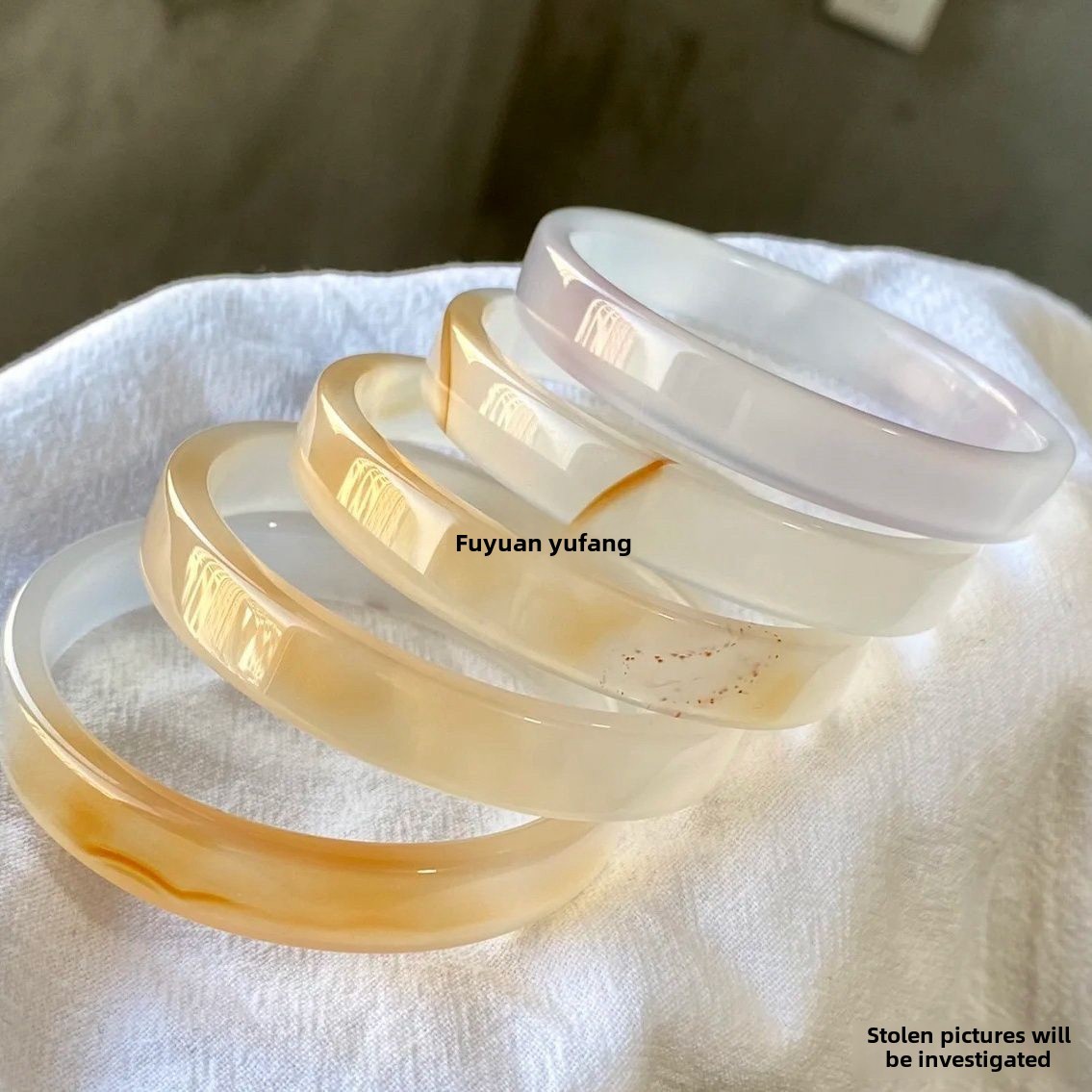 2026高冰白色玉髓公主手炼女子马料玛瑙方手炼小清新方玉镯