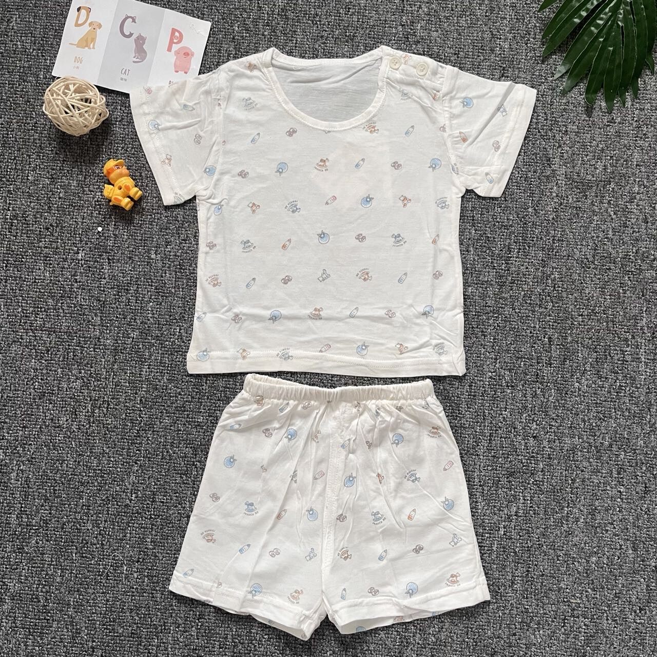 婴之谷宝宝短袖套装夏季薄款纯棉婴儿衣服背心短裤两件套夏装66码