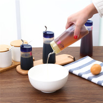 Extrusion type oil bottle plastic household leak proof oil controllable flow condiment bottle vinegar bottle soy sauce bottle imported from Japan