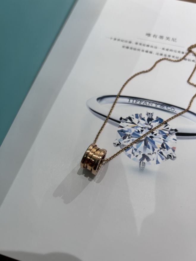 95新Bvlgari 宝格丽经典玫瑰金弹簧项链