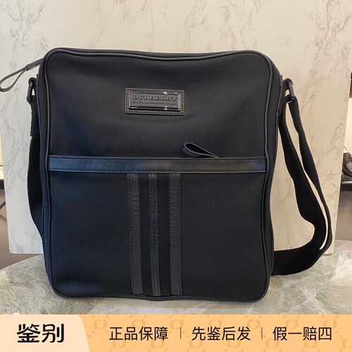 润物汇 99新BURBERRY博柏利黑色帆布男士单肩斜挎包 正品休闲男包