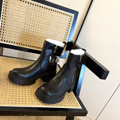 黑色圆头大码 俄罗斯单 粗跟厚底短靴秋冬新款 款 女靴 牛皮百搭经典