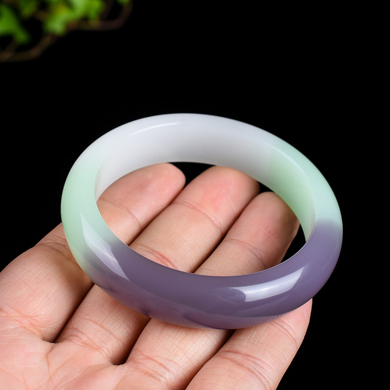 新疆和田玉女款三色羊脂玉手镯青海料翡翠色飘翠烟紫色飘绿镯子