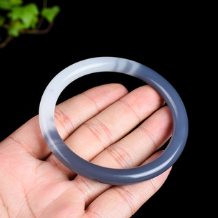 新疆和田玉烟灰玉细圆条少女手镯昆仑玉乌边料黑白色羊脂玉手镯子