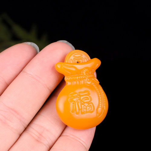 新疆和田黄玉钱袋子吊坠 黄龙玉福袋挂件吊坠代代有钱招财毛衣链