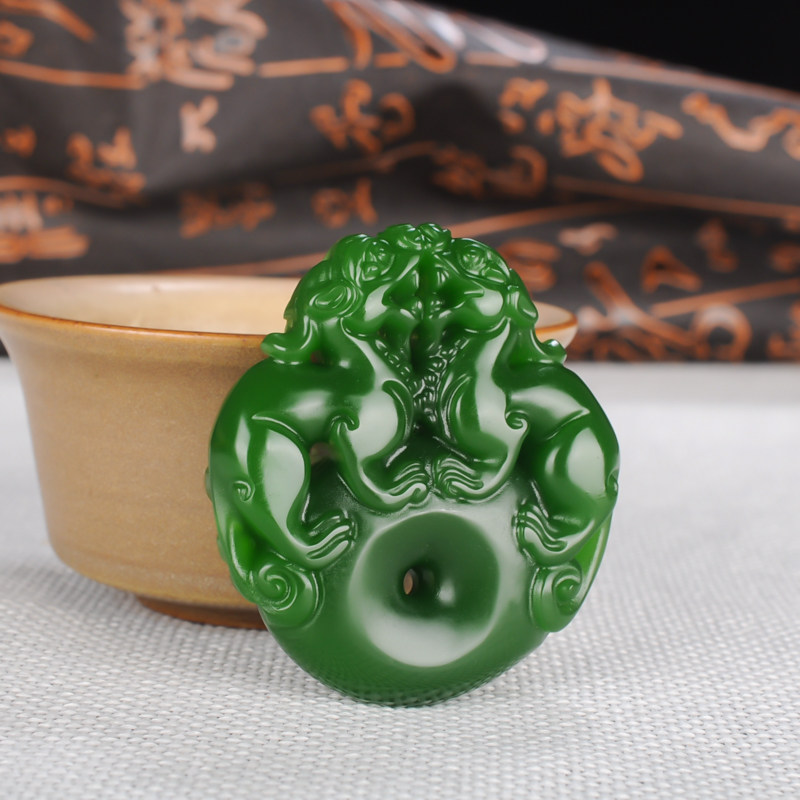 新疆和田玉碧玉貔貅吊坠 老坑菠菜绿碧玉貔貅挂件双貔貅项链挂坠