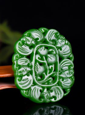 新疆和田玉碧玉五福献寿镂空玉牌子 五福临门玉佩花开富贵挂件