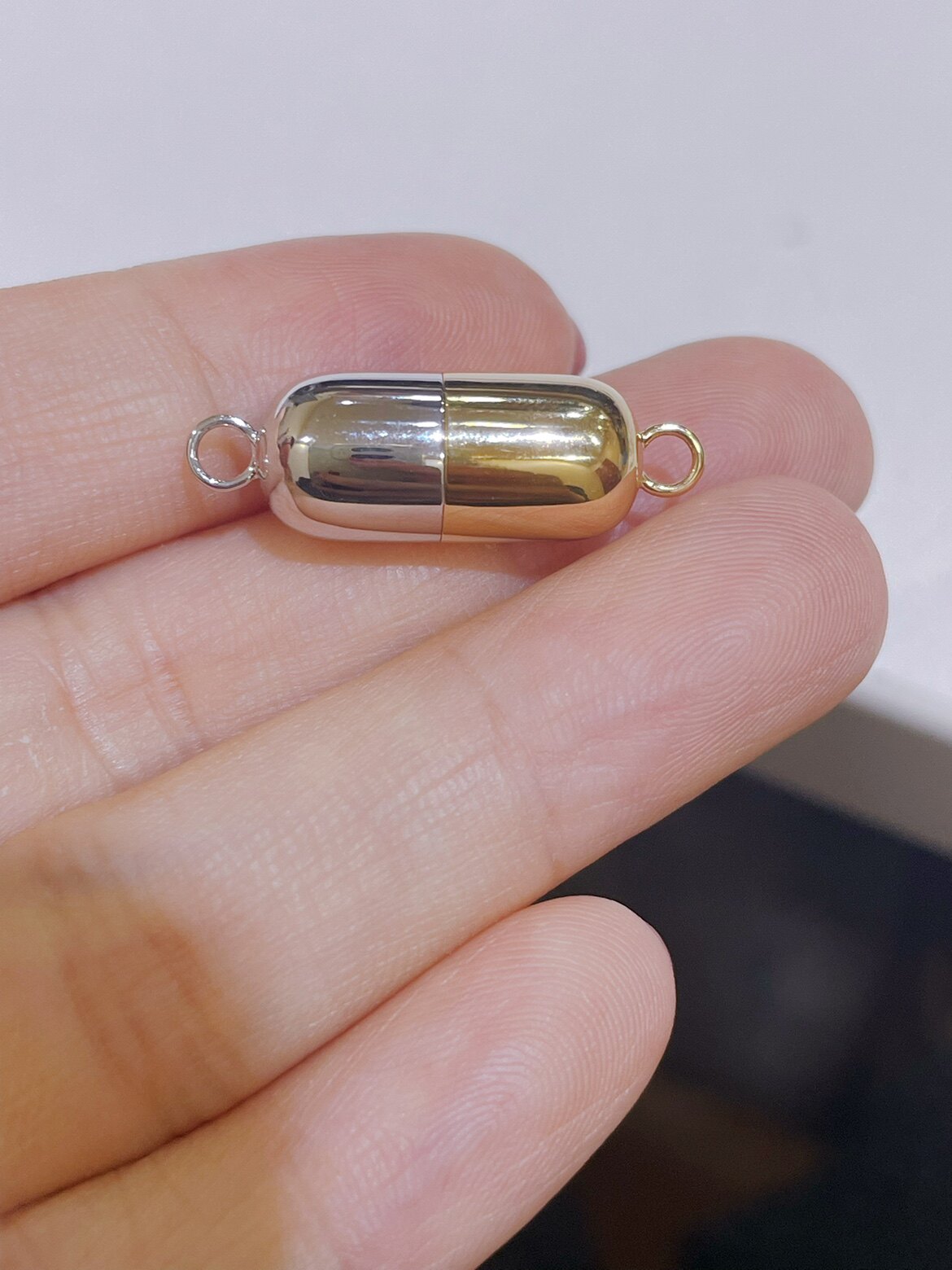 定制18K黄金镶嵌素金嘎乌盒小佛龛舍利子盒挂坠吊坠项饰灵丹妙药