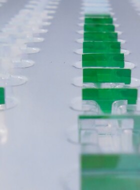 532nm 窄带滤光片,532带通滤光片,绿色滤光片  8X8X0.7m