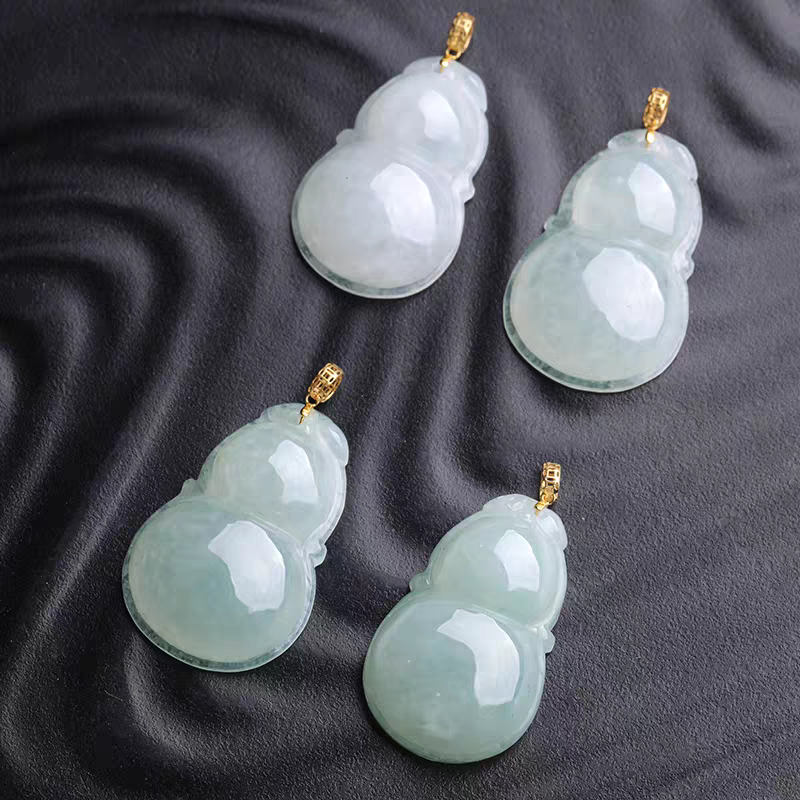 原相机拍摄天然翡翠A货葫芦送银链带证书礼盒礼袋D25082