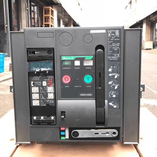 低压断路器IZMN2-U3200
