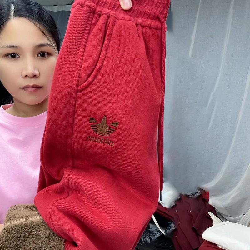 红色运动裤女秋冬加绒加厚2024新款宽松束脚大码小个子休闲卫裤子