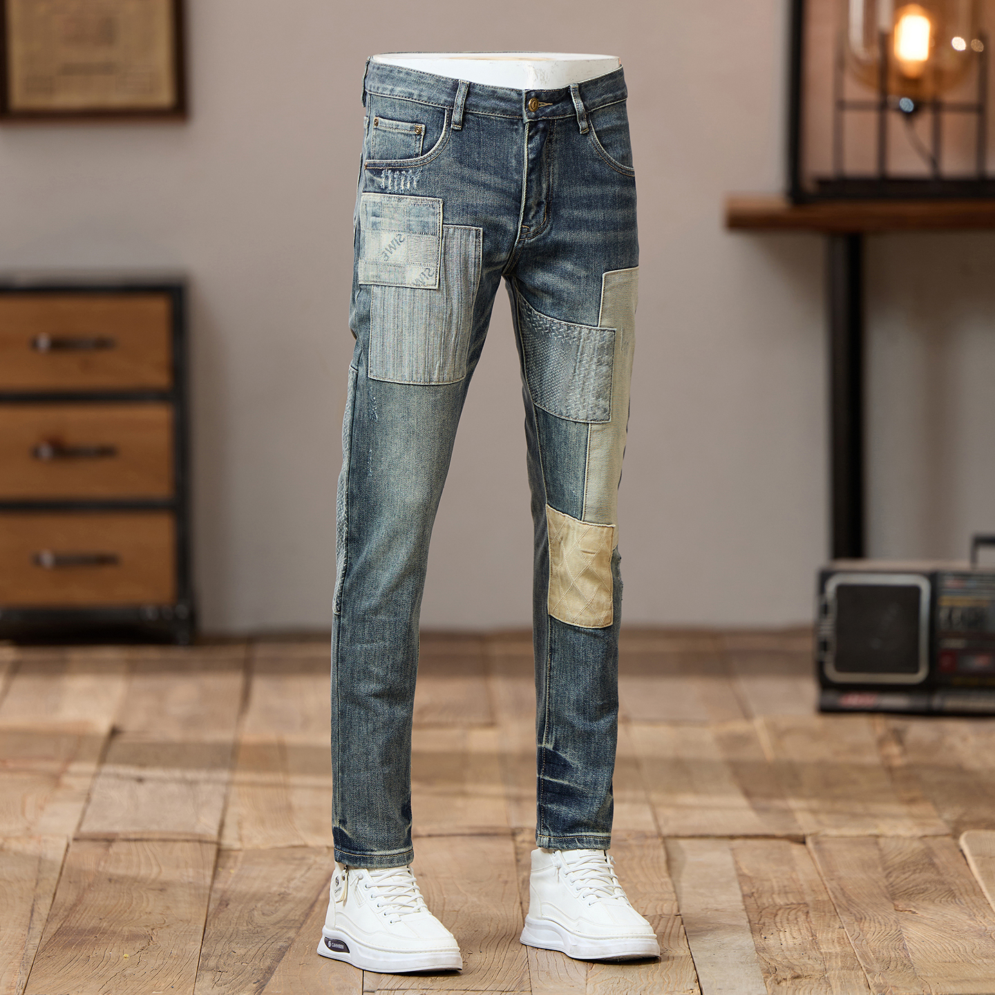 高端潮牌牛仔裤男士复古痞帅潮流韩版时尚复古修身小脚裤贴布补丁