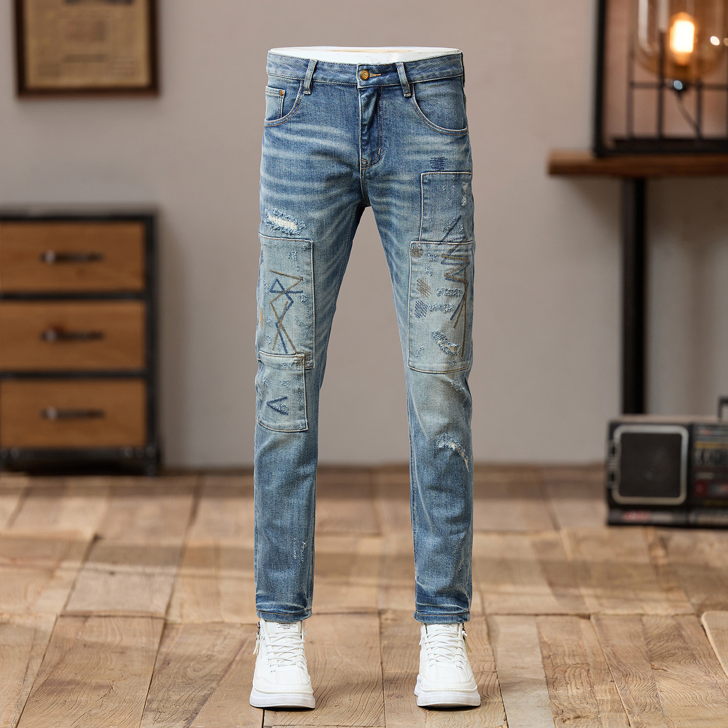 时尚复古浅色破洞牛仔裤男士潮牌高端弹力修身直筒贴布补丁休闲裤,男装,牛仔裤,淘宝优惠券,粉丝福利购,淘宝优惠卷
