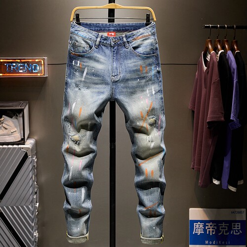港风轻奢做旧破洞小脚牛仔裤男士
