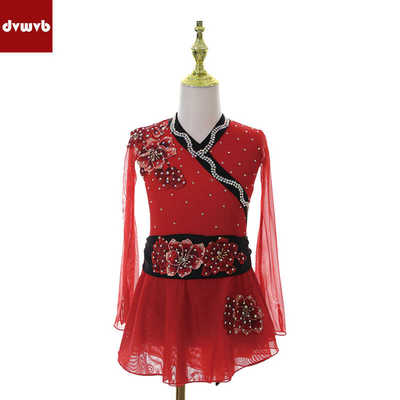 考级古风女款演出服滑冰