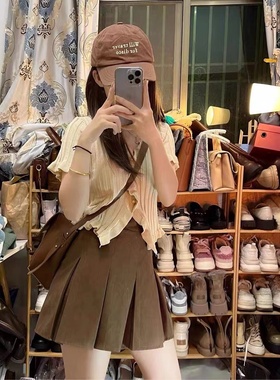 2025年夏季港味复古chic炸街御姐甜辣风木耳边上衣百褶裙两件套装