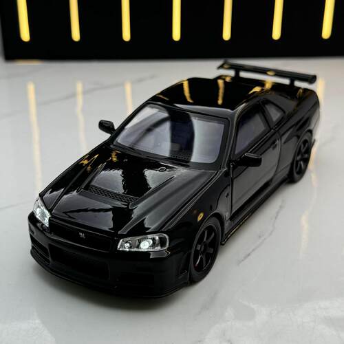 132尼桑日产GTR34天际线车模型