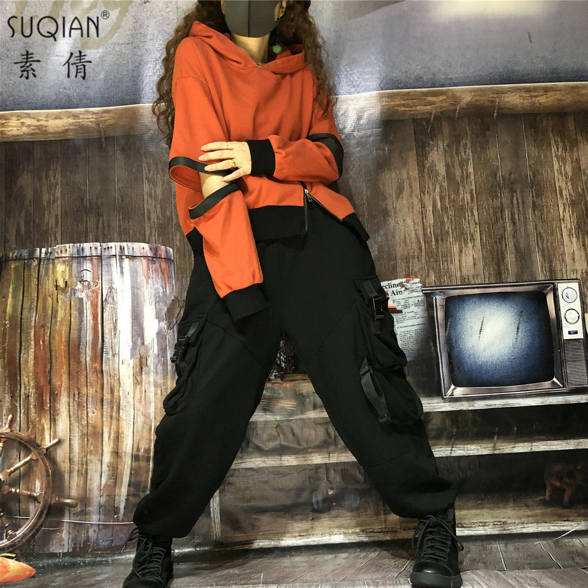 素倩（服饰）连帽卫衣女套头 2020春季新款破洞个性拉链大码上衣