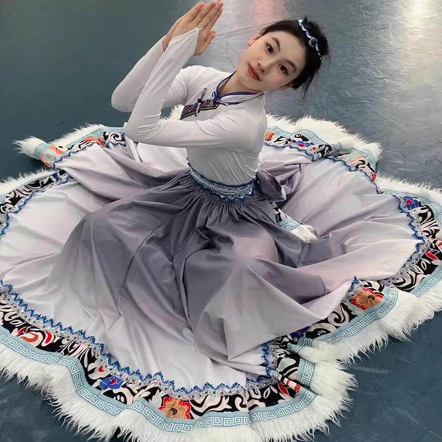 新款藏族舞蹈演出服装女民族风艺考臧族定制练习半身裙大摆裙灰色