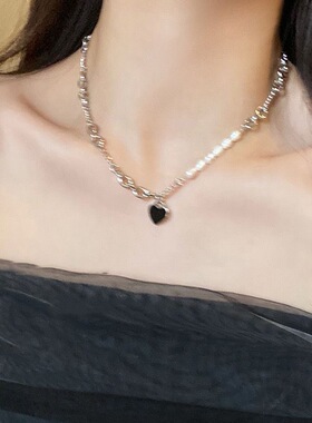 拼接珍珠项链女ins潮高级设计感小众黑色爱心锁骨链精致百搭颈链