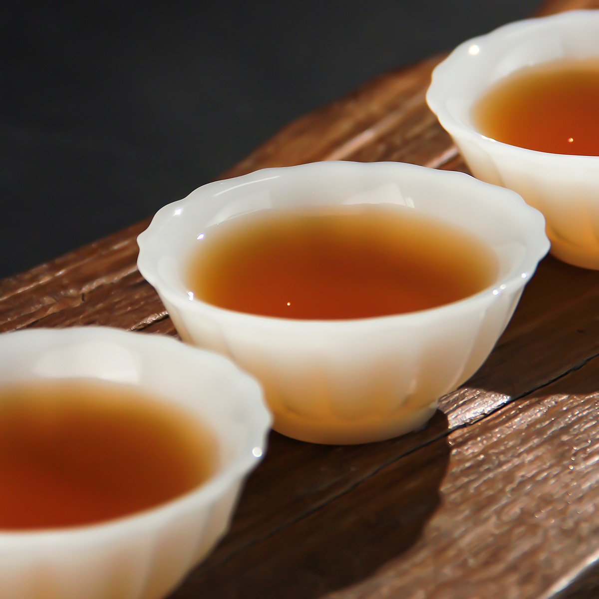 景德镇新款冰种玉瓷压手杯主人杯高端礼盒装送人自用茶杯