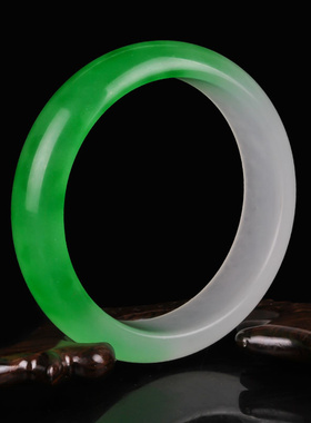 缅甸半绿翡翠bai绿色羊脂玉手镯女款玉镯子老坑玉镯蜀黍