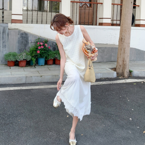 法式白色镂空假两件连衣裙女夏季2025新款超好看蕾丝花边背心长裙图片