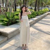 甜美度假风蕾丝拼接吊带连衣裙女夏2025新款超仙洋气显瘦爆款长裙，女装连衣裙，浙宝157（原165A）