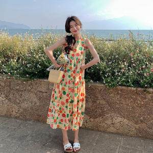 法式复古浪漫印花背心裙女2025夏季新款宽松显瘦文艺范无袖连衣裙图片