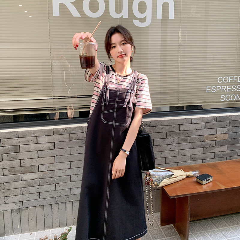 韩系学院风背带裙女夏季2025新款设计感条纹t恤连衣裙,女装连衣裙,浙宝157（原165A）