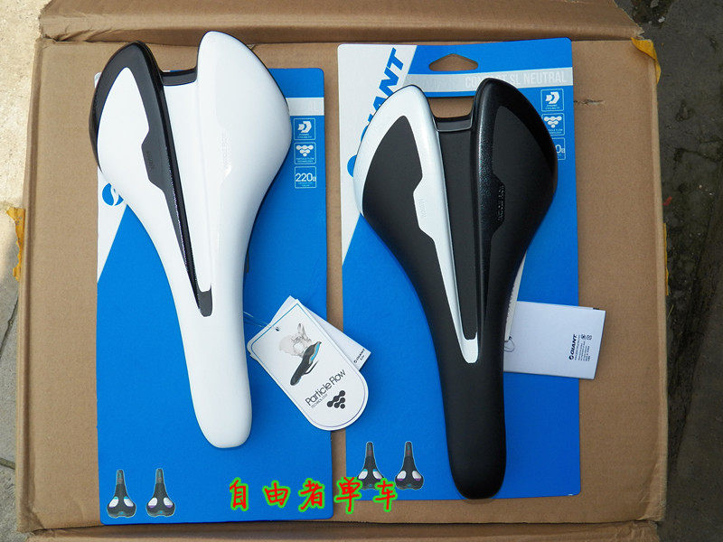 Selle de vélo cyclisme sur route GIANT - Ref 2346707 Image 1