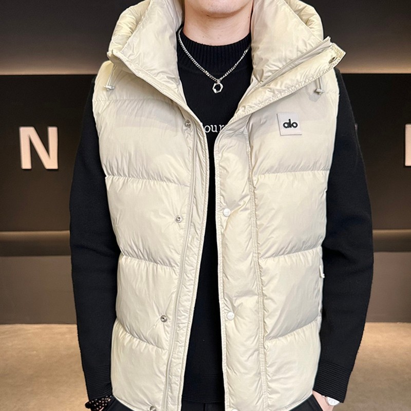 2025新款运动短款连帽羽绒马甲男