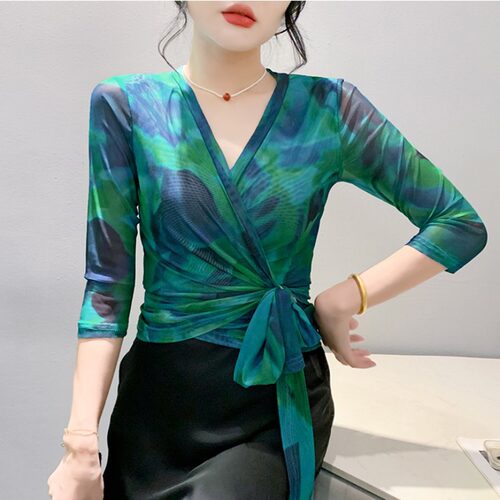 2026新款交谊舞上衣女中袖网纱绑带拉丁舞花服国标摩登舞蹈练功服